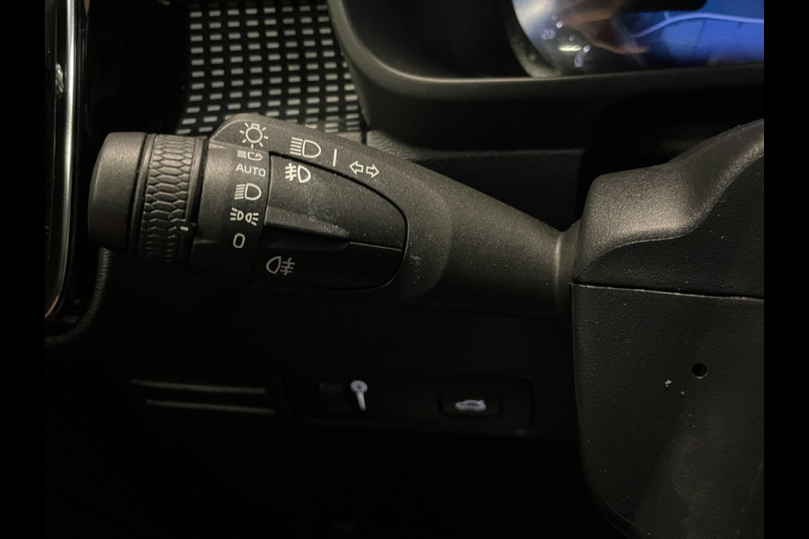 Volvo XC40 Recharge P8 AWD R-Design|90%SOH|ACC|PANO|360+V+A-CAMERA|CARPLAY|ANDROID|STOEL+STUURVERW|ELEK.KLEP|NL|NAP|INCL.BTW|1 EIG
