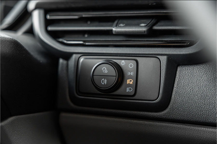 Ford E-Transit Custom 340 L2H1 Sport 71 kWh | Driving Assistant | 360 Camera | DSS LED | B&O | L+R Schuifdeur | CarPlay | Navigatie | 3-Zitter | Elek stoelen