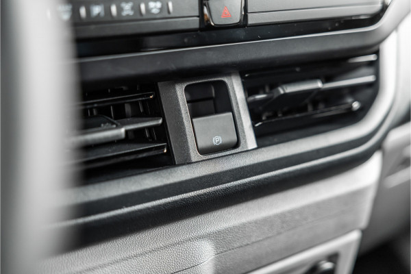 Ford E-Transit Custom 340 L2H1 Sport 71 kWh | Driving Assistant | 360 Camera | DSS LED | B&O | L+R Schuifdeur | CarPlay | Navigatie | 3-Zitter | Elek stoelen