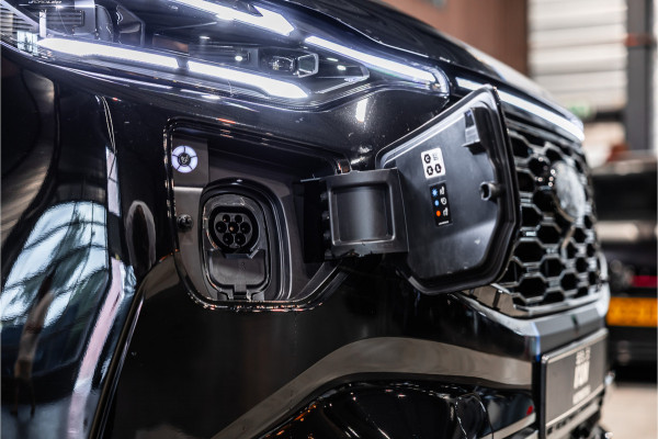 Ford E-Transit Custom 340 L2H1 Sport 71 kWh | Driving Assistant | 360 Camera | DSS LED | B&O | L+R Schuifdeur | CarPlay | Navigatie | 3-Zitter | Elek stoelen