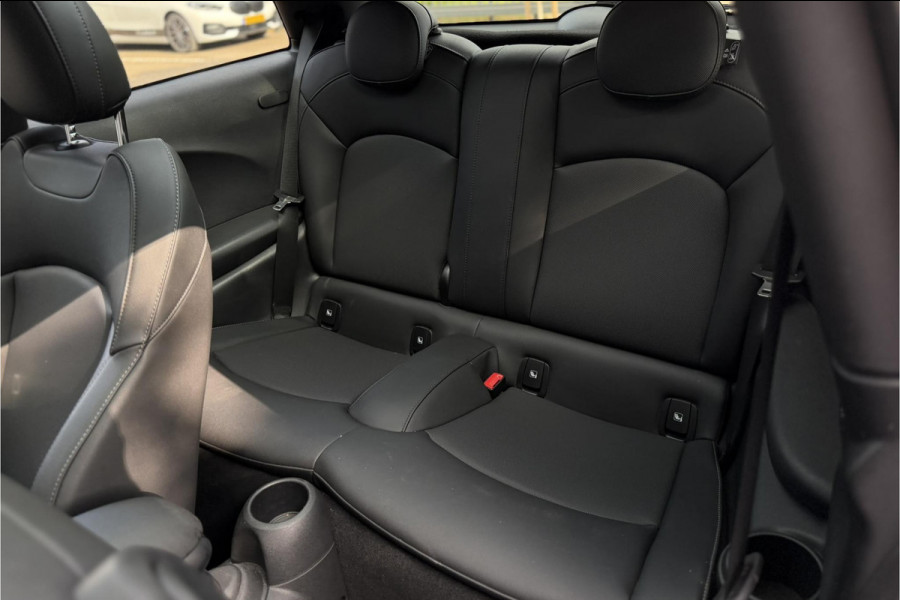 MINI Cooper SE 33 kWh | Panodak | H/K | Head-Up | Camera | Sportleder | Comfort Access