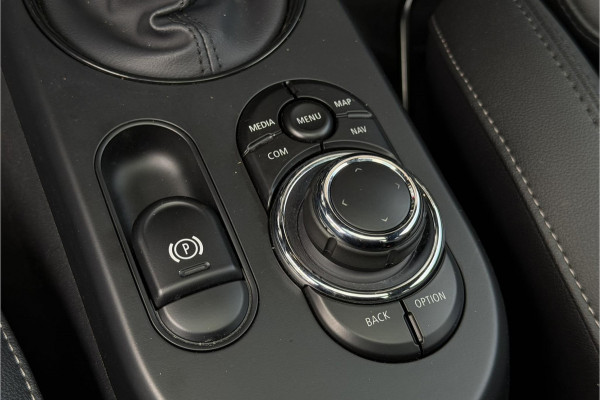 MINI Cooper SE 33 kWh | Panodak | H/K | Head-Up | Camera | Sportleder | Comfort Access
