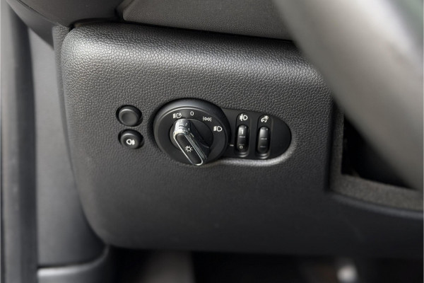 MINI Cooper SE 33 kWh | Panodak | H/K | Head-Up | Camera | Sportleder | Comfort Access