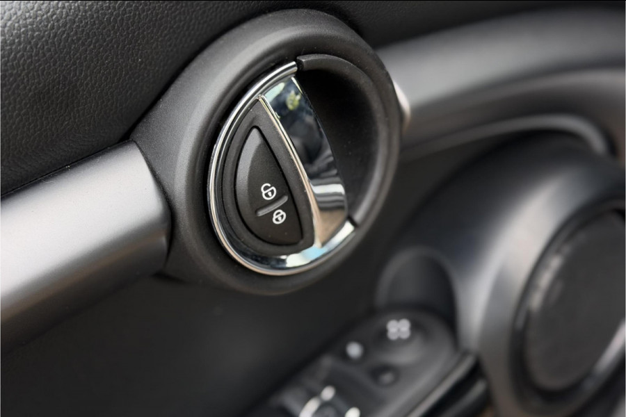 MINI Cooper SE 33 kWh | Panodak | H/K | Head-Up | Camera | Sportleder | Comfort Access