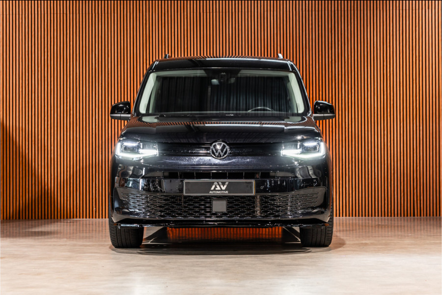 Volkswagen Caddy Cargo Maxi 2.0 TDI | ACC | Camera | Trekhaak | L+R Schuifdeur | CarPlay | Dodehoek detectie | Stoelverwarming | LED | Trekhaak | Lederen bekleding | Sidebars | Betimmering | 18'' Sport velgen | Orig. NL Auto