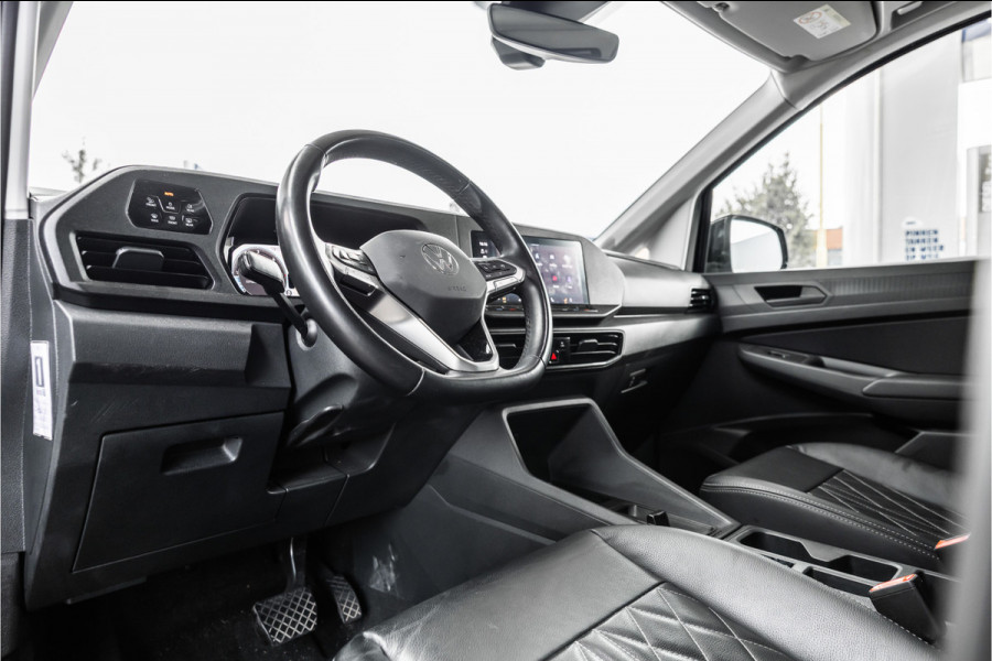 Volkswagen Caddy Cargo Maxi 2.0 TDI | ACC | Camera | Trekhaak | L+R Schuifdeur | CarPlay | Dodehoek detectie | Stoelverwarming | LED | Trekhaak | Lederen bekleding | Sidebars | Betimmering | 18'' Sport velgen | Orig. NL Auto