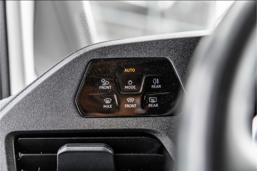 Volkswagen Caddy Cargo Maxi 2.0 TDI | ACC | Camera | Trekhaak | L+R Schuifdeur | CarPlay | Dodehoek detectie | Stoelverwarming | LED | Trekhaak | Lederen bekleding | Sidebars | Betimmering | 18'' Sport velgen | Orig. NL Auto