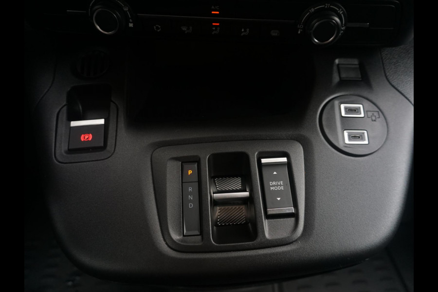 Peugeot e-Partner L1 50 kWh | camera | Apple Carplay/Android Auto  | laadruimtebetimmering | Comfort stoelen | rijklaarprijs