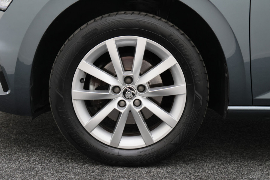 Škoda SCALA 1.0 TSI Ambition