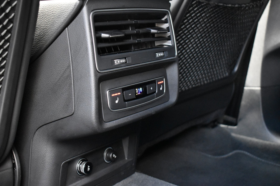 Audi Q8 55 TFSI e Quattro Pro Line S | ACC | RS-Seats | Head-Up | B&O | Softclose | 22'' Wielen | Stuurverwarming | Matrix | Nachtzicht |