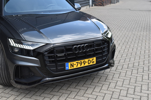 Audi Q8 55 TFSI e Quattro Pro Line S | ACC | RS-Seats | Head-Up | B&O | Softclose | 22'' Wielen | Stuurverwarming | Matrix | Nachtzicht |