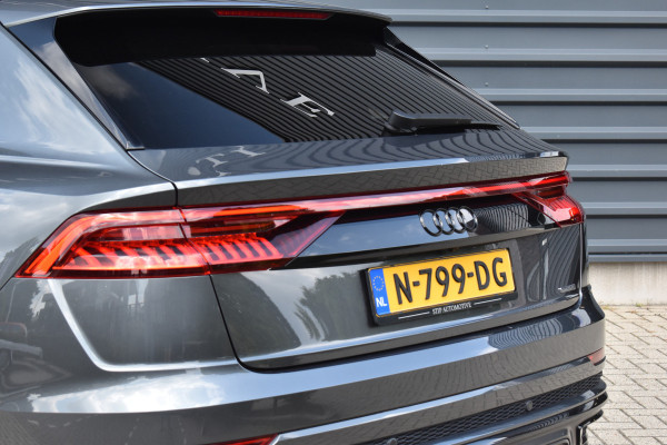 Audi Q8 55 TFSI e Quattro Pro Line S | ACC | RS-Seats | Head-Up | B&O | Softclose | 22'' Wielen | Stuurverwarming | Matrix | Nachtzicht |