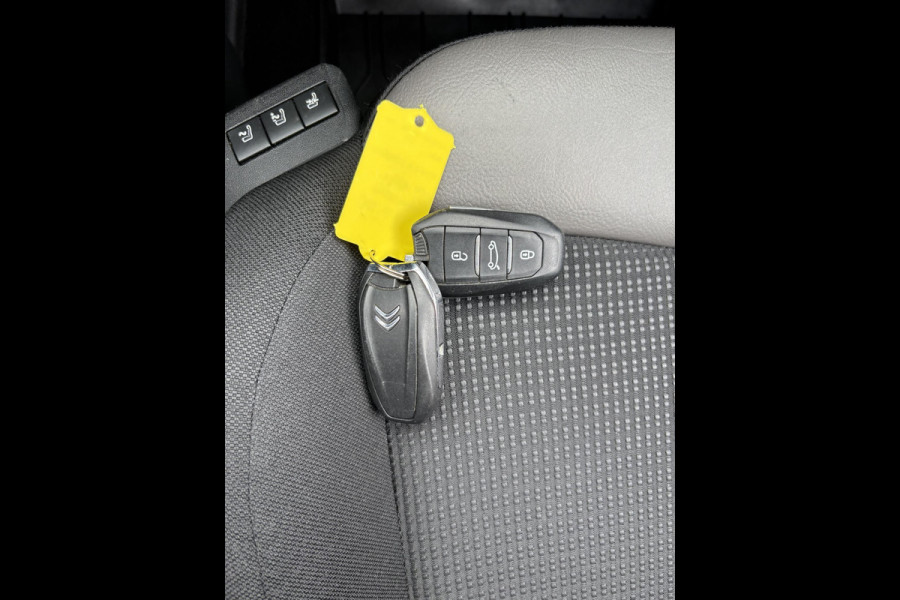Citroën C3 1.2 PureTech Feel 82 pk | Comfortseats! | 1e eigenaar! | 12 maanden BOVAG garantie! |