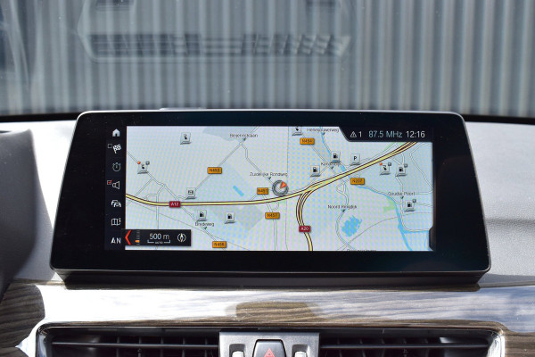 BMW X1 XDrive25e High Executive | PANO | 1E EIG | DEALER | LEDER | CAMERA | NAVI PROF | SPORTSTOELEN