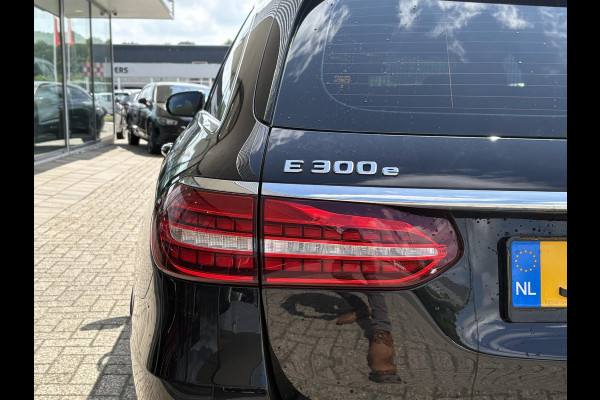 Mercedes-Benz E-Klasse Estate 300 e AMG Line PHEV | Wegklapbare Trekhaak | Pano | Stoelverwarming | Achteruitrijcamera | Adaptive Cruise Control Multibeam