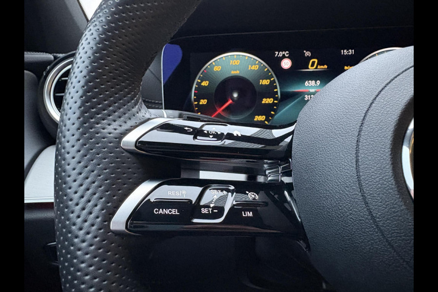 Mercedes-Benz E-Klasse Estate 300 e AMG Line PHEV | Wegklapbare Trekhaak | Pano | Stoelverwarming | Achteruitrijcamera | Adaptive Cruise Control Multibeam
