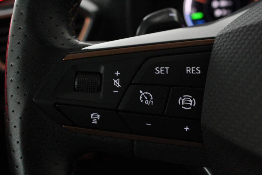 CUPRA Formentor 1.4 TSI e-Hybrid Essential > Leer/Memory/360°camera/Sportstoel/Magnetic Tech/Plug in hybride...