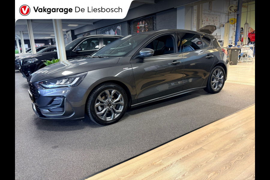 Ford Focus 1.0 EcoBoost Hybrid ST Line / automaat / stuur en stoel verwarming / led