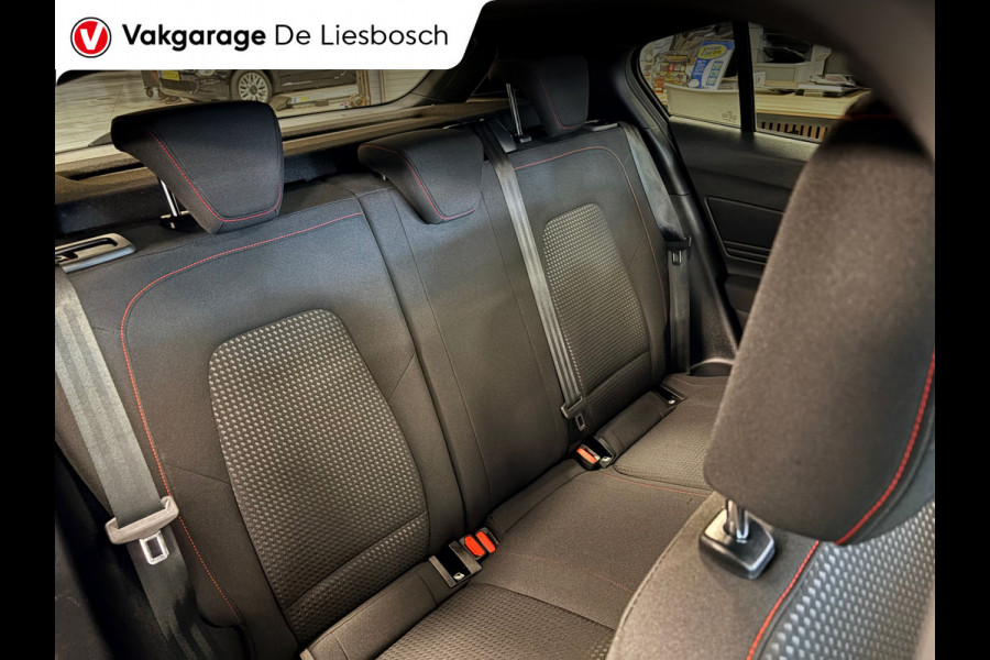 Ford Focus 1.0 EcoBoost Hybrid ST Line / automaat / stuur en stoel verwarming / led