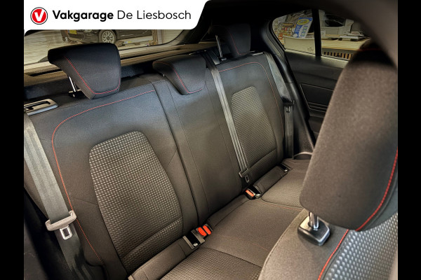 Ford Focus 1.0 EcoBoost Hybrid ST Line / automaat / stuur en stoel verwarming / led