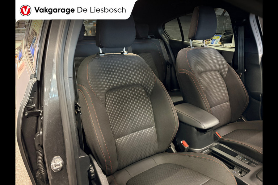Ford Focus 1.0 EcoBoost Hybrid ST Line / automaat / stuur en stoel verwarming / led