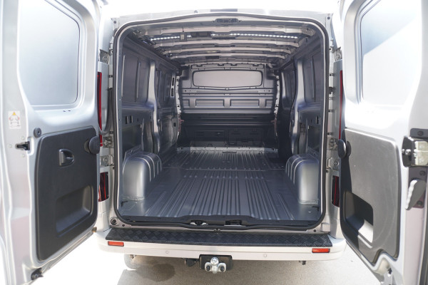 Renault Trafic 2.0 Blue dCi 150PK T30 L2H1 Extra Anniversary Automaat nr. V054 | Climate | Navi | Camera | Cruise | Glaslook | Trekhaak