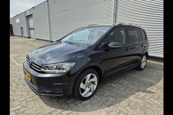 Volkswagen Touran 1.5 TSI Comfortline Business 7p Automaat,Nav/Carplay,Adap.Cruise,stoelverwarming,