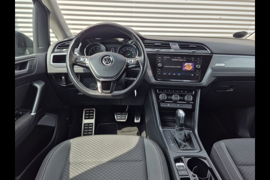 Volkswagen Touran 1.5 TSI Comfortline Business 7p Automaat,Nav/Carplay,Adap.Cruise,stoelverwarming,