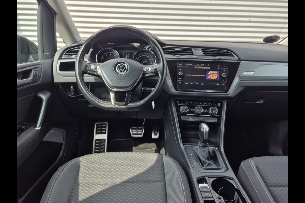 Volkswagen Touran 1.5 TSI Comfortline Business 7p Automaat,Nav/Carplay,Adap.Cruise,stoelverwarming,