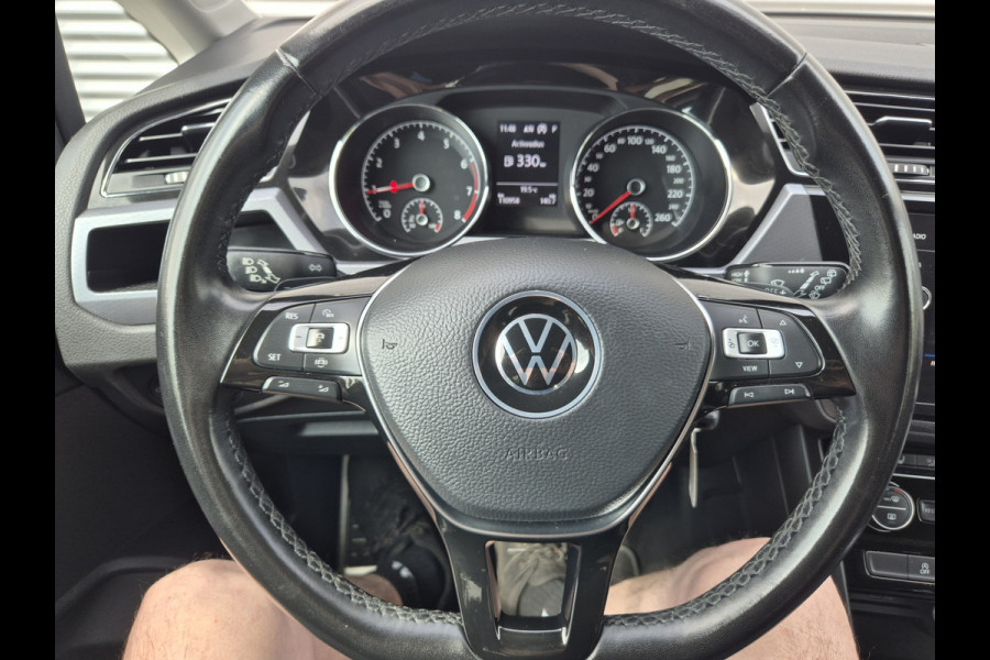 Volkswagen Touran 1.5 TSI Comfortline Business 7p Automaat,Nav/Carplay,Adap.Cruise,stoelverwarming,