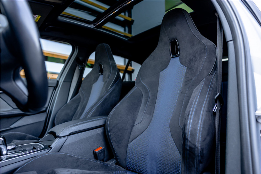 BMW 1-serie 118i - M Sport | Panorama | H&K | Memory | ACC