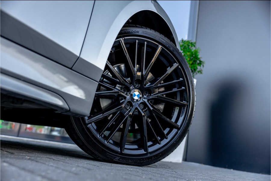 BMW 1-serie 118i - M Sport | Panorama | H&K | Memory | ACC