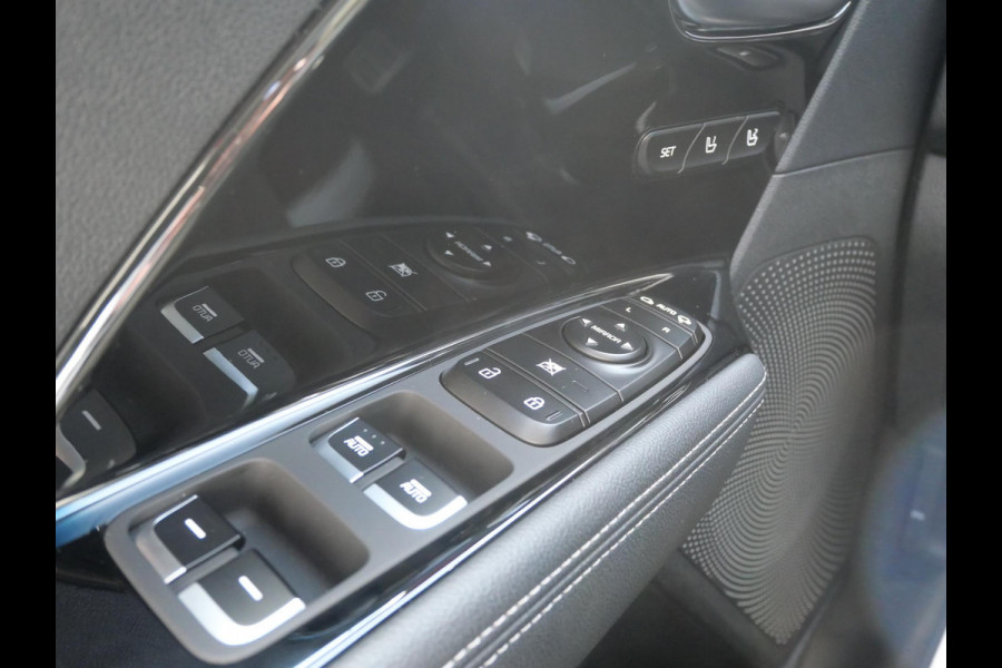 Kia Niro 1.6 GDi Hybrid ExecutiveLine | Cruise | Carplay | Keyless | Schuif-kanteldak | Stoelverwarming-ventilatie | Navi |