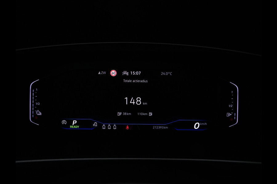 Volkswagen Tiguan 1.4 TSI eHybrid R-Line Business+ (Plug-in) (INCL-BTW) Aut. *LEATHER-FABRIC | FULL-LED | ADAPTIVE-CRUISE | CAMERA | DIGI-COCKPIT | KEYLESS | PRIVACY-GLASS | SPORTSEATS | SHIFTPADDLES | NAVI-FULLMAP | ECC | PDC | 19''ALU*