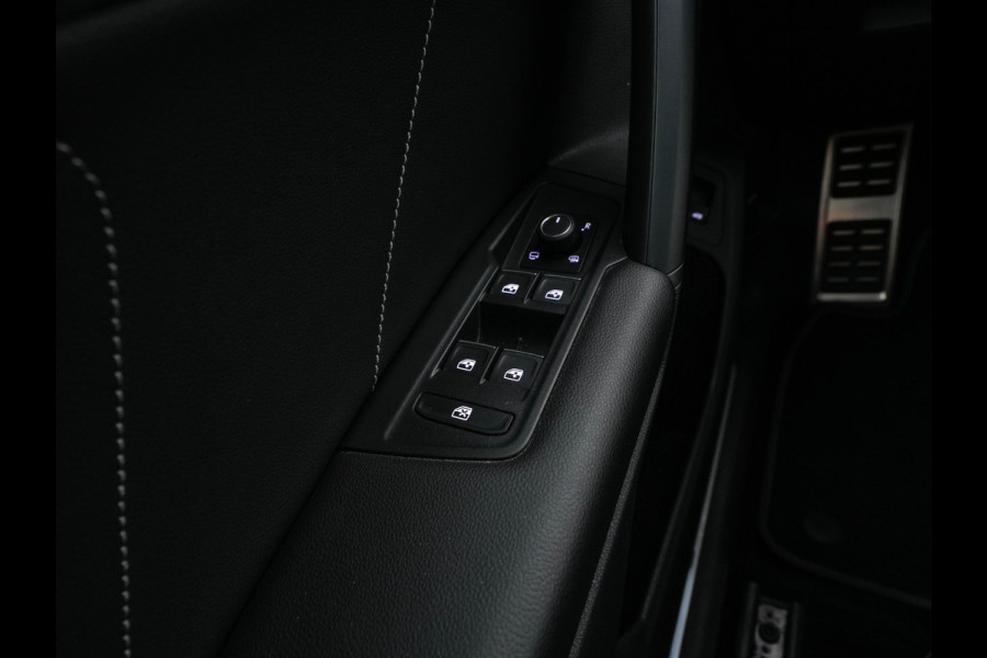 Volkswagen Tiguan 1.4 TSI eHybrid R-Line Business+ (Plug-in) (INCL-BTW) Aut. *LEATHER-FABRIC | FULL-LED | ADAPTIVE-CRUISE | CAMERA | DIGI-COCKPIT | KEYLESS | PRIVACY-GLASS | SPORTSEATS | SHIFTPADDLES | NAVI-FULLMAP | ECC | PDC | 19''ALU*