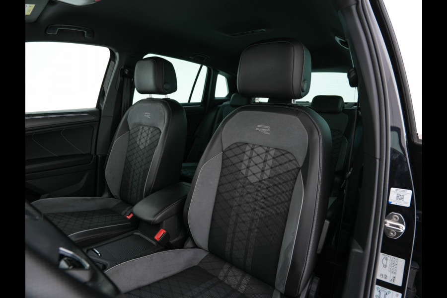 Volkswagen Tiguan 1.4 TSI eHybrid R-Line Business+ (Plug-in) (INCL-BTW) Aut. *LEATHER-FABRIC | FULL-LED | ADAPTIVE-CRUISE | CAMERA | DIGI-COCKPIT | KEYLESS | PRIVACY-GLASS | SPORTSEATS | SHIFTPADDLES | NAVI-FULLMAP | ECC | PDC | 19''ALU*