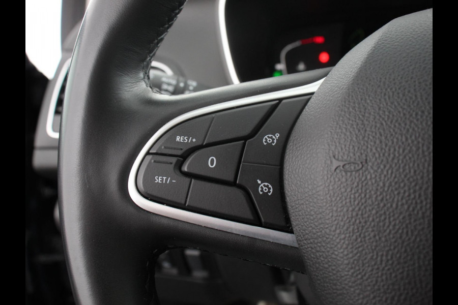 Renault Mégane Estate 1.3 TCe 140pk Automaat Intens Trekhaak Camera Navigatie Climate Control Cruise Control Lichtmetalen velgen Parkeer sensoren