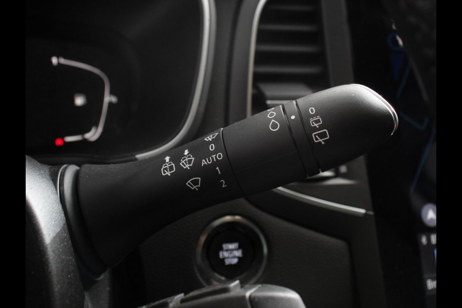Renault Mégane Estate 1.3 TCe 140pk Automaat Intens Trekhaak Camera Navigatie Climate Control Cruise Control Lichtmetalen velgen Parkeer sensoren
