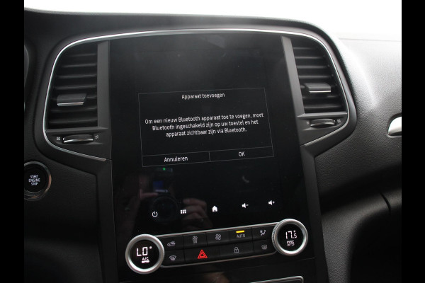 Renault Mégane Estate 1.3 TCe 140pk Automaat Intens Trekhaak Camera Navigatie Climate Control Cruise Control Lichtmetalen velgen Parkeer sensoren