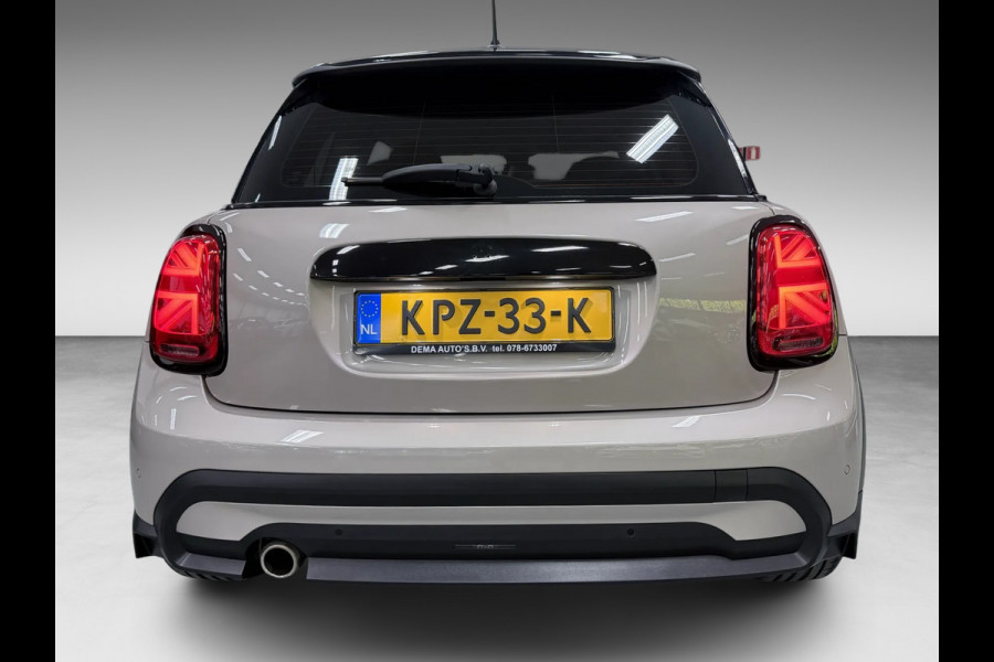 MINI 3-deurs 1.5 Cooper BLACK-EDITION 136PK 17''DAB/ NAVI/CRUISE/ECC/PDC/CARPLAY/SPORTSTOELEN///
