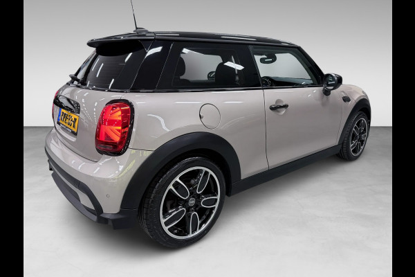 MINI 3-deurs 1.5 Cooper BLACK-EDITION 136PK 17''DAB/ NAVI/CRUISE/ECC/PDC/CARPLAY/SPORTSTOELEN///