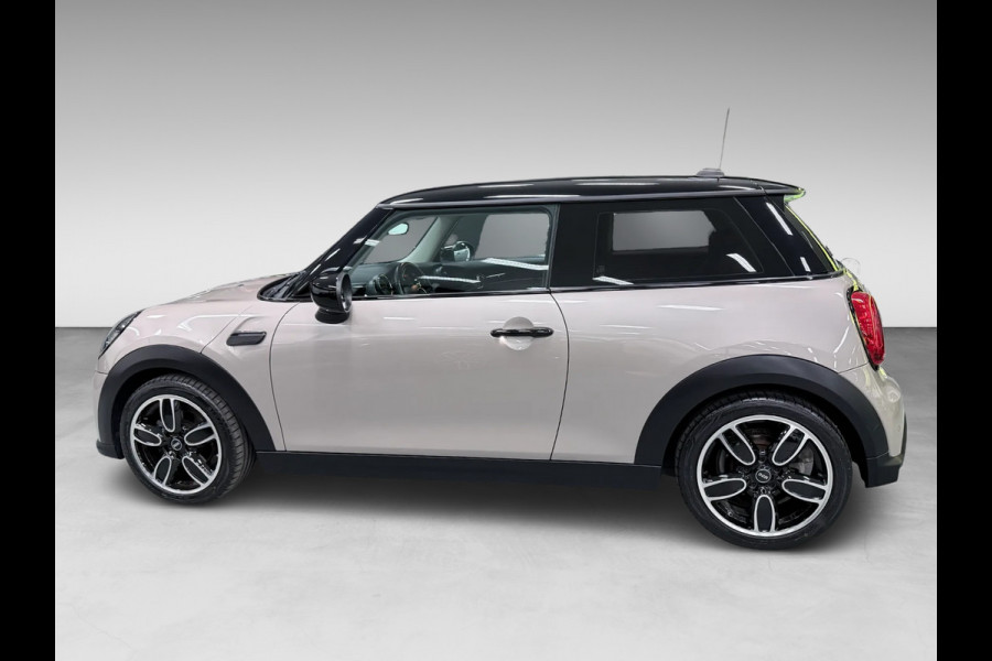 MINI 3-deurs 1.5 Cooper BLACK-EDITION 136PK 17''DAB/ NAVI/CRUISE/ECC/PDC/CARPLAY/SPORTSTOELEN///