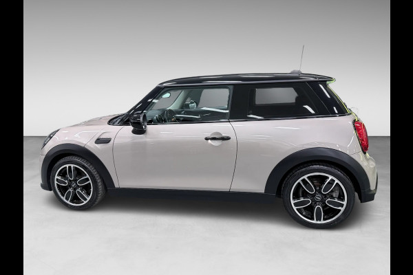 MINI 3-deurs 1.5 Cooper BLACK-EDITION 136PK 17''DAB/ NAVI/CRUISE/ECC/PDC/CARPLAY/SPORTSTOELEN///