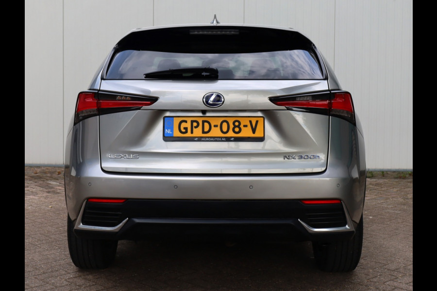 Lexus NX 300h AWD President Line | Panoramadak | Mark Levinson | Stoelventilatie