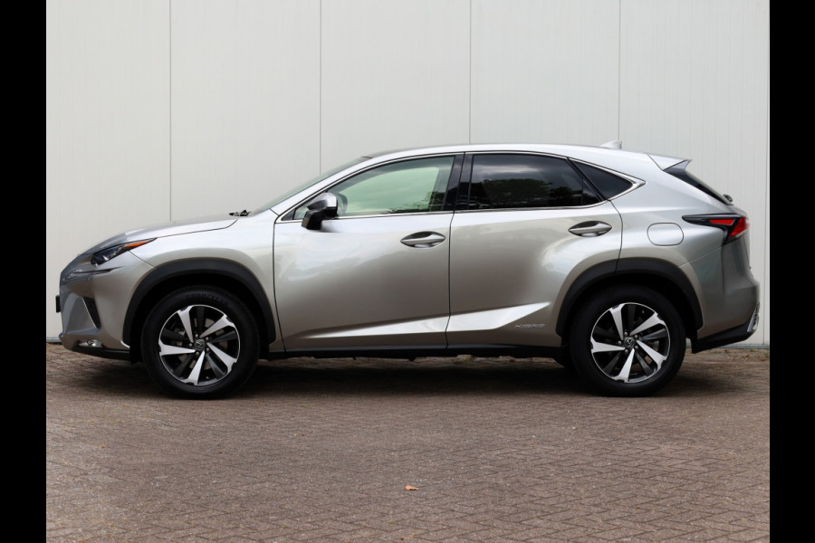 Lexus NX 300h AWD President Line | Panoramadak | Mark Levinson | Stoelventilatie