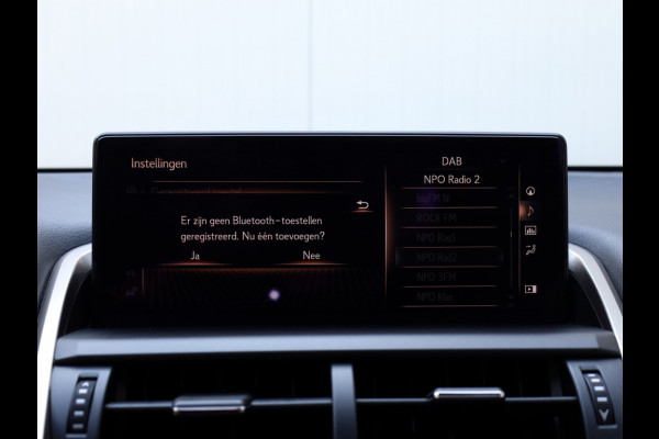 Lexus NX 300h AWD President Line | Panoramadak | Mark Levinson | Stoelventilatie