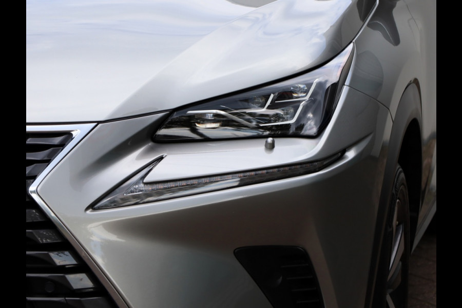 Lexus NX 300h AWD President Line | Panoramadak | Mark Levinson | Stoelventilatie