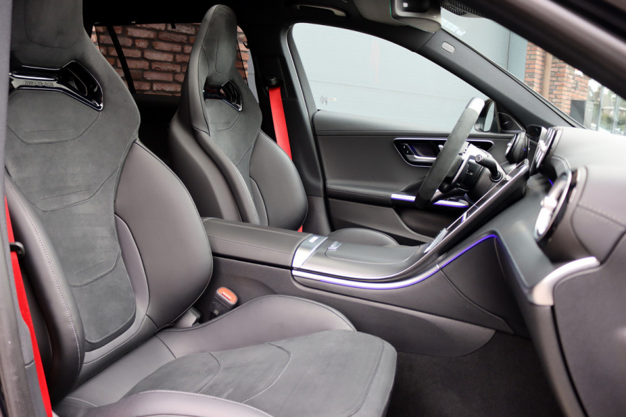Mercedes-Benz C-Klasse Estate AMG 63 S E Performance | 680 pk | Achterasbesturing | Distronic+ | AMG Drivers Package | Memory | Burmester | AMG Performance Stoelen | AMG-Aero Pakket | HUD | Digital Light |