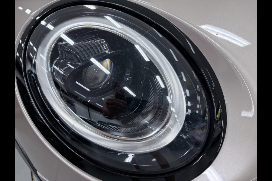 MINI 3-deurs 1.5 Cooper BLACK-EDITION 136PK 17''DAB/ NAVI/CRUISE/ECC/PDC/CARPLAY/SPORTSTOELEN///