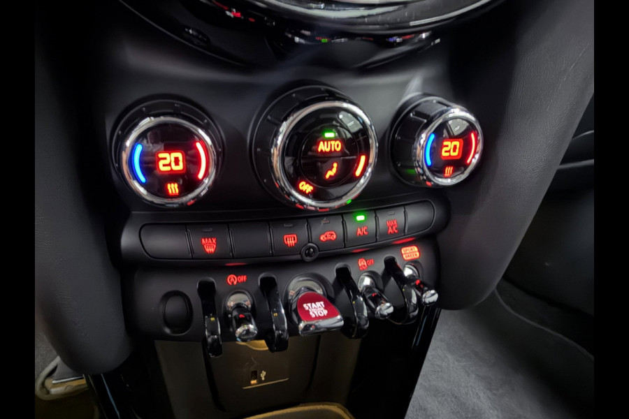MINI 3-deurs 1.5 Cooper BLACK-EDITION 136PK 17''DAB/ NAVI/CRUISE/ECC/PDC/CARPLAY/SPORTSTOELEN///